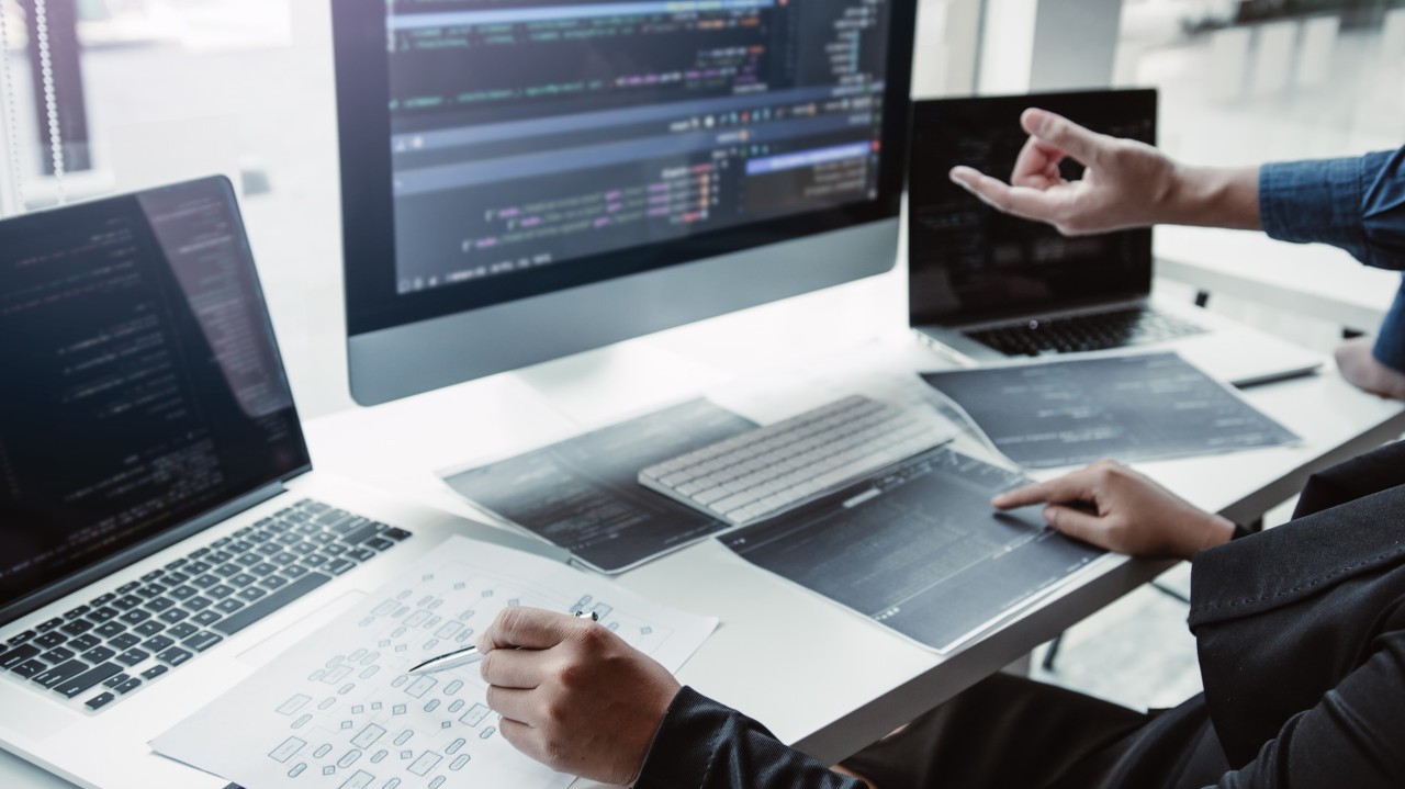 Navigating the Digital Landscape: How AI is Redefining Digital Marketing Agencies’ Roles